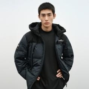 太平鸟男装 连帽羽绒服男2023年冬季工装户外短款外套