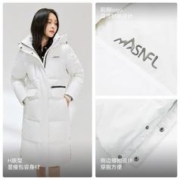 雪中飞 秋冬新品户外休闲运动保暖防风女士中长连帽鹅绒羽绒服