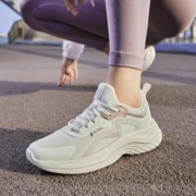 361° 女款运动跑鞋 682232210
