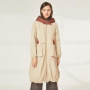 冰洁BENGEN 2023新款简约撞色拼接立体花苞形下摆设计保暖羽绒服女中长款