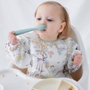 签到秋冬季 婴儿辅食饭兜反穿防水防脏围裙