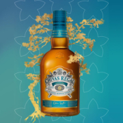 芝华士（Chivas）苏格兰调和型威士忌洋酒 700ml水楢桶限定版 年货送礼