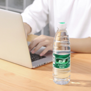 【林依轮直播间】怡宝纯净水555ml*24瓶饮用水非矿泉水瓶
