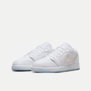 京东百亿补贴：NIKE耐克 AIR JORDAN 1 LOW SE(GS) 运动鞋 FQ9112-100