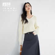 限尺码：对白【杜鹃同款】优雅大V领多变挑孔设计保暖女式毛衣