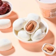 降价啦 麦香脆枣+榴莲味巴旦木奶枣