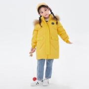 雪中飞 女童貉子毛羽绒服