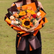 莱一刻鲜花速递向日葵混搭花束送女友老婆生日礼物全国同城配送 红玫瑰向日葵混搭花束