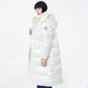 雪中飞 秋冬新款亮面材质韩版时尚潮流女个性中长款连帽羽绒服