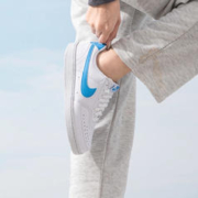 NIKE 耐克 女鞋休闲鞋运动鞋板鞋轻便透气小白鞋DH3158-107