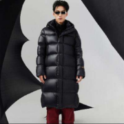 雪中飞 鹅绒长款羽绒服 黑色