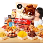 百亿补贴：三只松鼠 巨型零食大礼包30袋 辣条肉脯儿童休闲零食成人新年礼物送礼超6斤