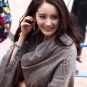 上海故事 秋冬季女款百搭经典英伦风格子仿羊绒围巾原宿风千鸟格披肩送礼 细格 咖色（杨幂同款）