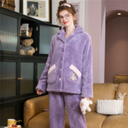 芬腾 睡衣女士冬季新品珊瑚绒开衫翻领卡通口袋保暖家居服套装 紫色-女款 S