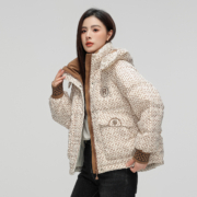 雪中飞 女式时尚户外羽绒服