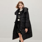 秋水伊人 2023年冬季新款抗冻设计感牛角扣长款羽绒服女休闲保暖厚外套
