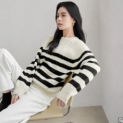 DUIBAI 对白 DDE148W 女士绞花撞色圆领毛衣