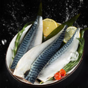 百年渔港 青花鱼片 500g 2件 与 店铺1kg多春鱼 2件，拼单，满299-150，plus95折，再减14.95，实付134.46