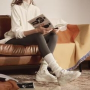 FILA 斐乐 女鞋休闲运动鞋舒适轻便休闲鞋女流行摩登篮球鞋
