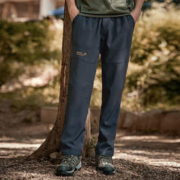 Pioneer Camp 拓路者 冲锋裤男冬季户外软壳登山直筒长裤子老人秋冬款加厚保暖休闲裤