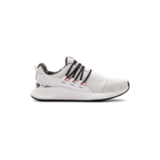 安德玛（UNDERARMOUR）Charged女子印花休闲鞋运动鞋女鞋3023483 白色100 35.5