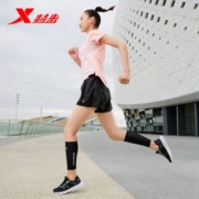特步（XTEP）女鞋跑步鞋秋冬季网面透气运动鞋减震防滑慢跑鞋耐磨旅游厚底鞋子 黑粉红-网面0073 35