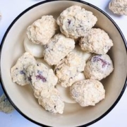 降价啦 麦香脆枣+榴莲味巴旦木奶枣