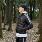 adidas 阿迪达斯修身薄款600蓬户外保暖鸭绒羽绒服