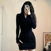 湖烟 秋冬保暖连衣打底裙女针织长袖修身包臀紧身连衣短裙女