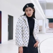 BOSIDENG 波司登 女式轻薄春秋连帽短款直筒羽绒服