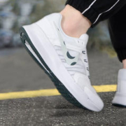 NIKE 耐克 男鞋新款运动鞋RUN SWIFT 3网面透气跑步鞋DR2695-100
