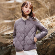 GIORDANO 佐丹奴 小香风羽绒外套女秋冬菱形花纹可收纳保暖羽绒服女05372705