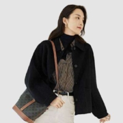 对白 100%羊毛 女子双面呢羊毛大衣