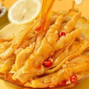 王小卤 无骨鸡爪 蒜香酸辣味 500g*2件