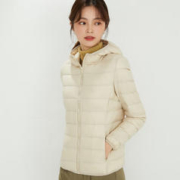 FOURDATRY 丫丫同款轻薄款羽绒服女2023年新款短款90白鸭绒连帽显瘦休闲外套 米白色 L