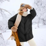 eifini 伊芙丽 冰淇淋色保暖设计感长款连帽羽绒服女2023冬装新款外套1279元