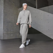 28日0点：adidas 阿迪达斯 情侣款加绒加厚休闲连帽卫衣 IV7586