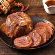 PLUS会员！ 香婵儿 五香酱香真牛肉250g*1袋