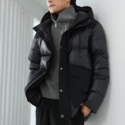 羽物出品 2023冬季新款城市系列黑色高端白鹅绒加厚短款羽绒服男