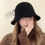 显脸小黑色渔夫帽子女秋冬季百搭素颜遮脸短檐水桶帽保暖毛呢盆帽