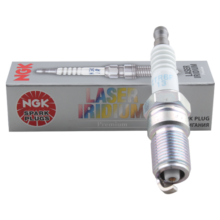 NGK 铱铂金火花塞 ITR6F13 4477 四支装适用于马自达6/蒙迪欧