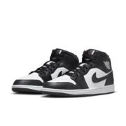 AIR JORDAN Jordan耐克乔丹AJ1男子运动鞋冬黑白板鞋缓震中帮FB9911