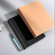 微信小程序: BIGGERQI 简约牛皮纸笔记本 A5 横线款 2本