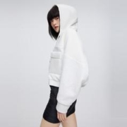 3日10点：BOSIDENG 波司登 新一代轻薄羽女式卫衣拼接连帽运动休闲羽绒服