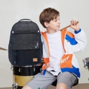 Gmt for kids 儿童护脊减负双肩包 30L