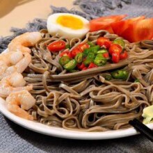 plus会员、需首购：林客食光 0脂肪荞麦挂面200g*5袋