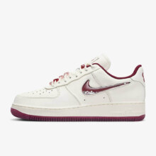 Nike 耐克 Air Force 1 AF1情人节限定空军一号女子低帮板鞋