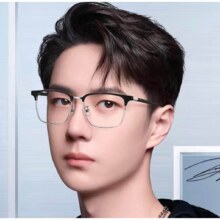 新活动：ZEISS 蔡司 1.67高清镜片2片+送海伦凯勒明星款眼镜框任选一副