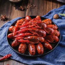 京东百亿补贴、plus会员立减:柳伍麻辣小龙虾整虾加热即食新鲜3-5钱22-28只700g*3盒