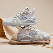 限尺码：ANTA 安踏 霸道4.0 女款休闲运动鞋 122238080